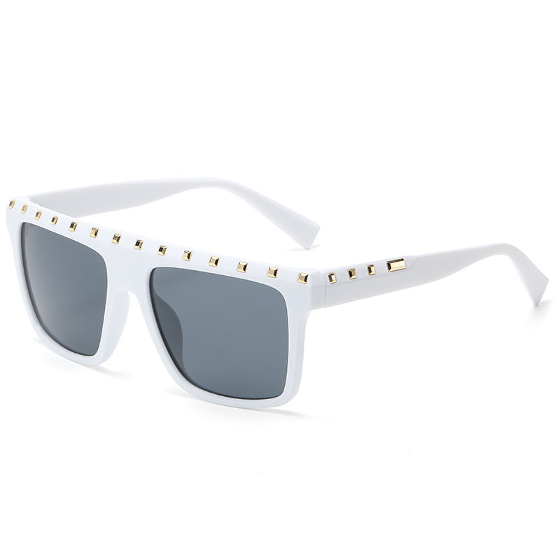 Wholesale PC Personalized Rivet Sunglasses for Men and Women